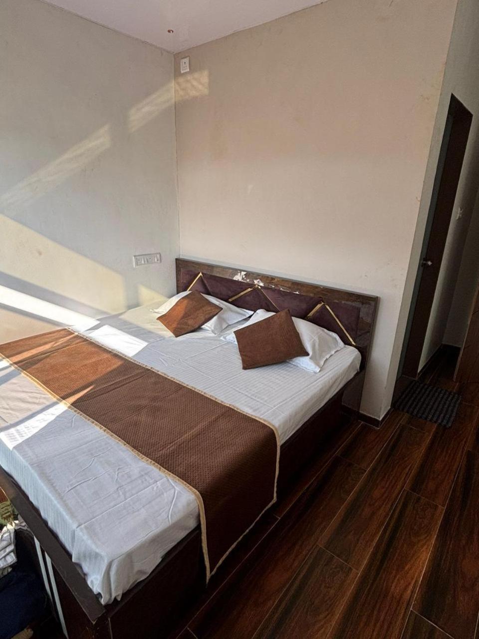 Stella Villa Murud  Luaran gambar