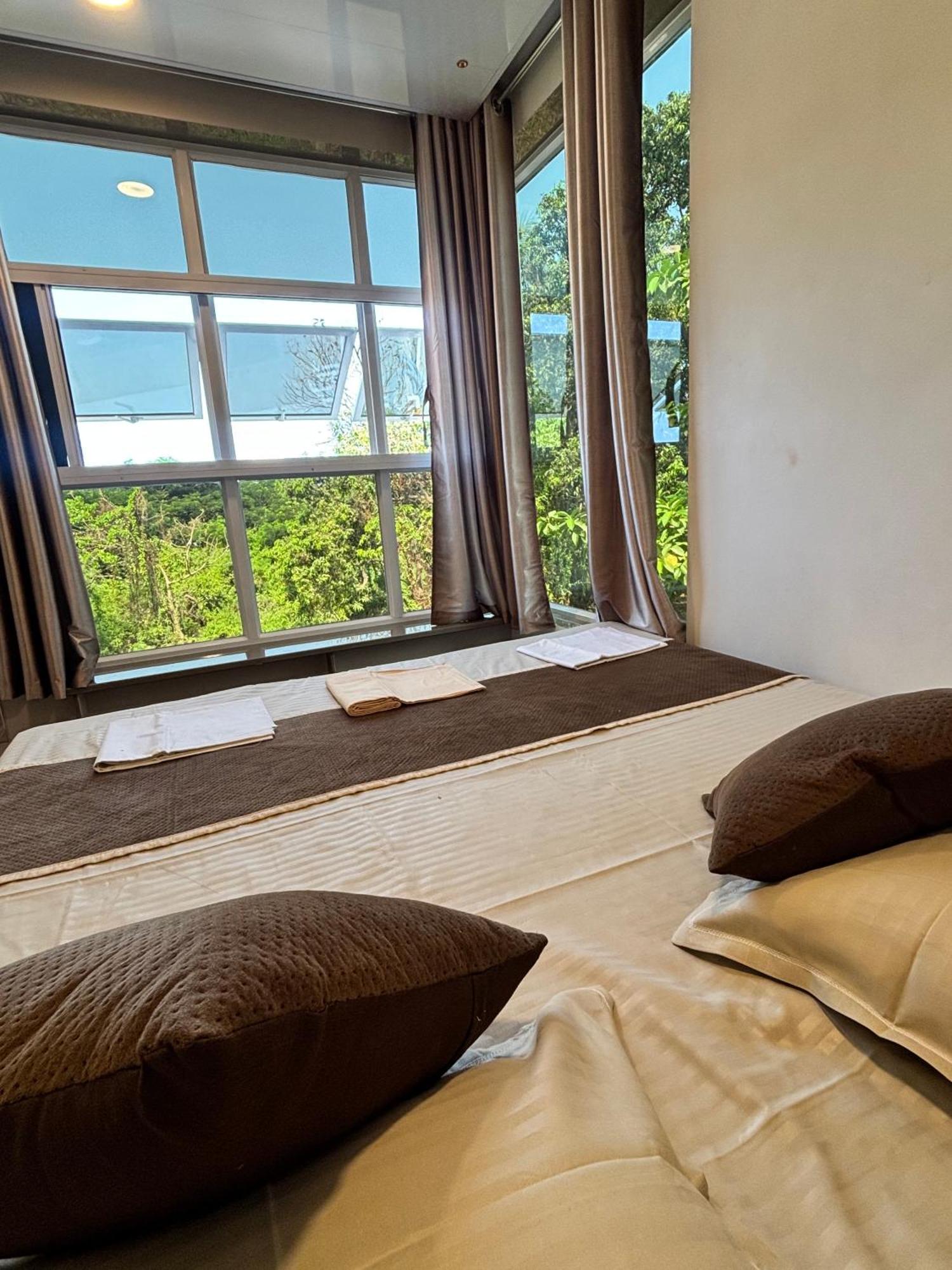 Stella Villa Murud  Luaran gambar