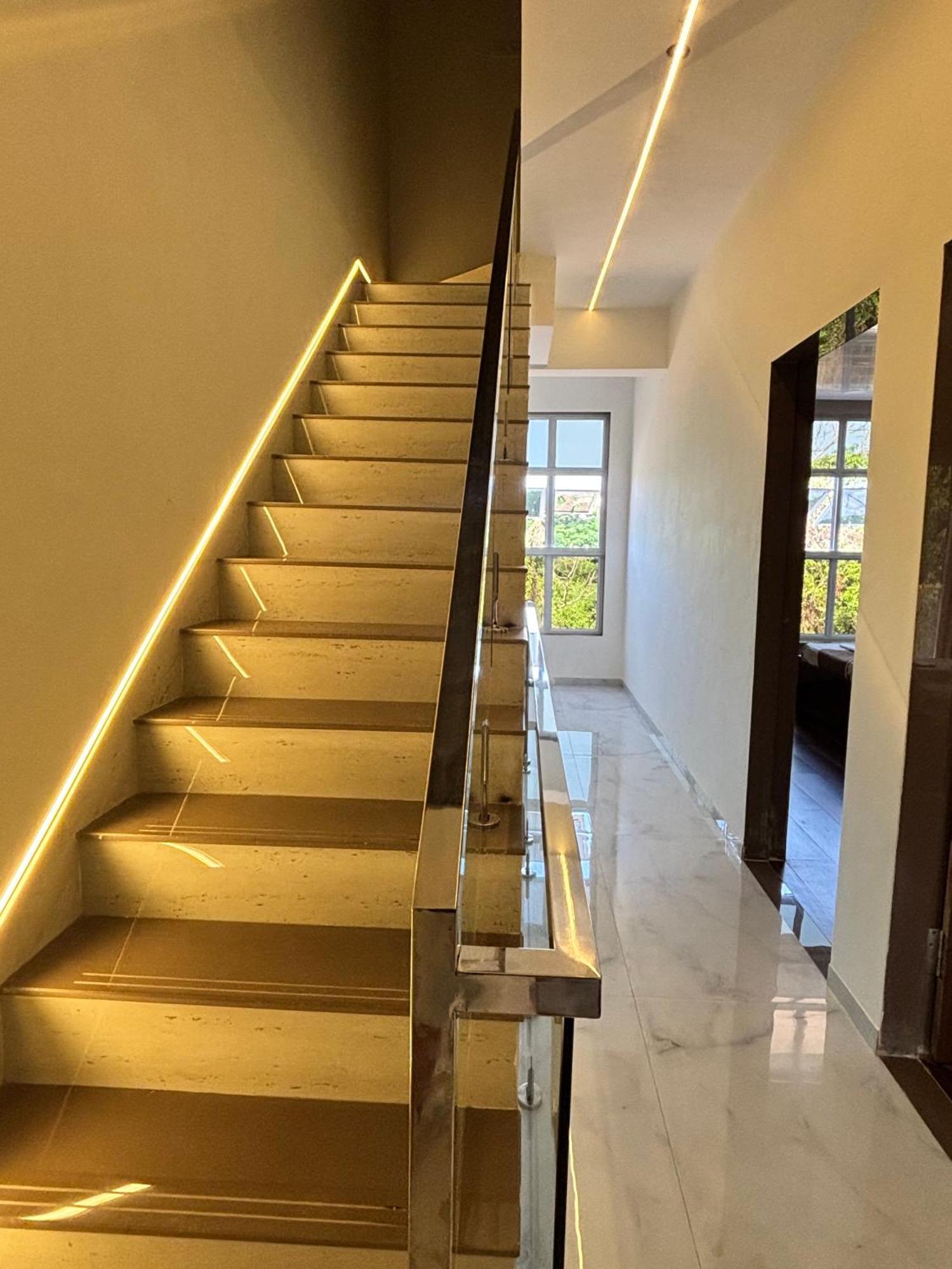 Stella Villa Murud  Luaran gambar